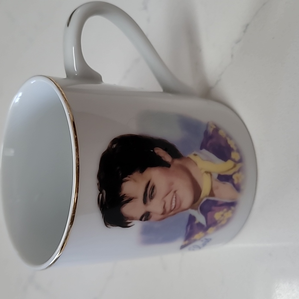 Elvis Presley "Teddy Bear" Coffee Cup Mug Nostalgia Collectible Vintage 1985!